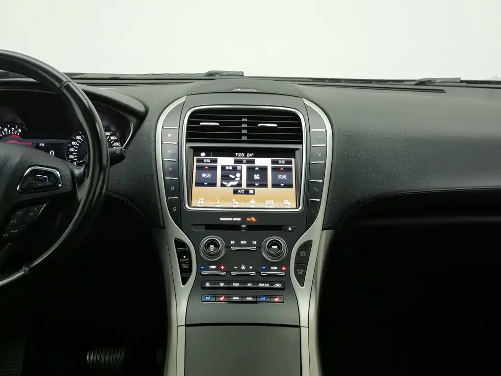 Lincoln MKX — миниатюра 12