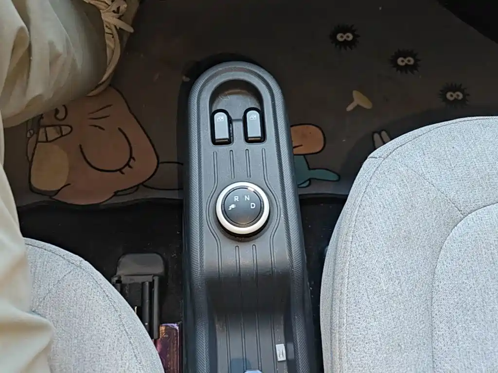 Wuling MINIEV — миниатюра 14