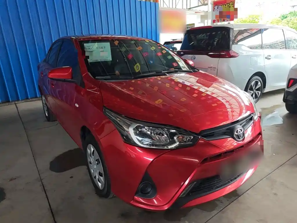 Toyota Yaris L — миниатюра 4