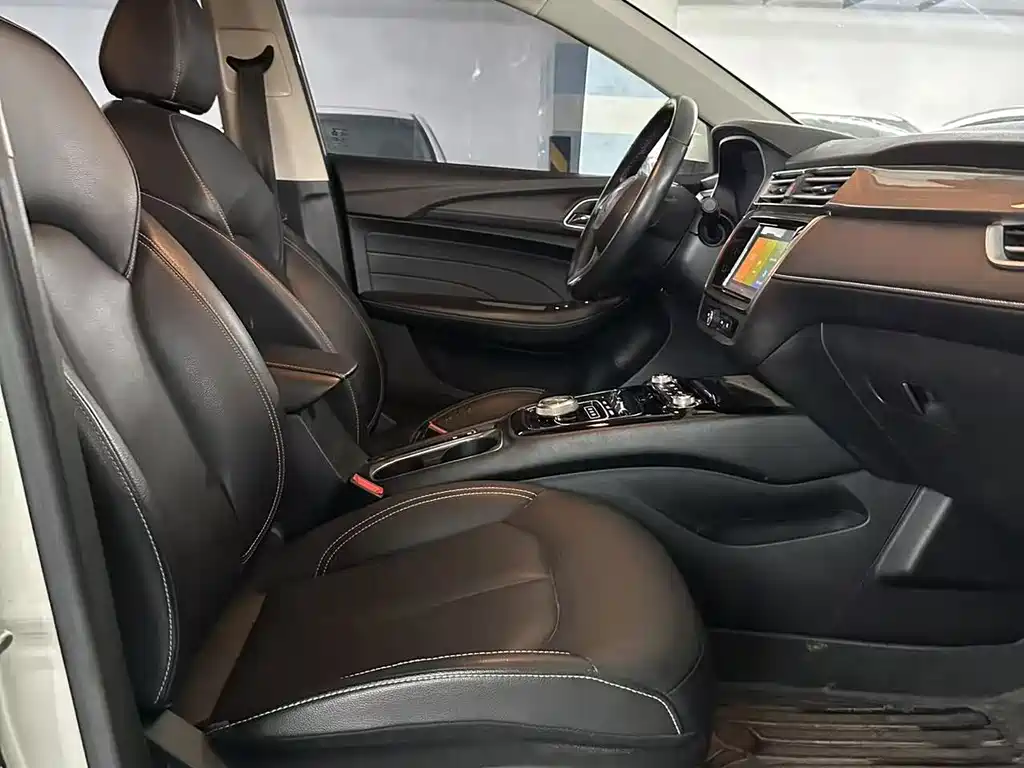 Roewe Ei5 — миниатюра 8