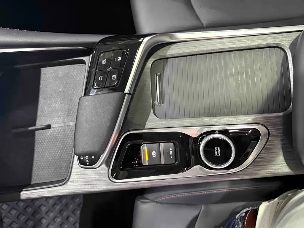 Changan UNI-T 1.5T Flagship Type, фото 13