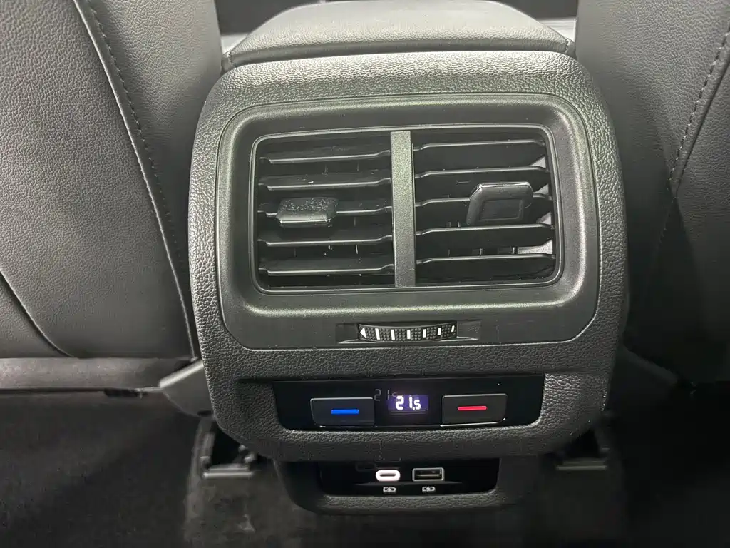 Volkswagen Touran — миниатюра 19