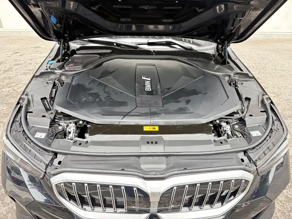 BMW i5 — миниатюра 20