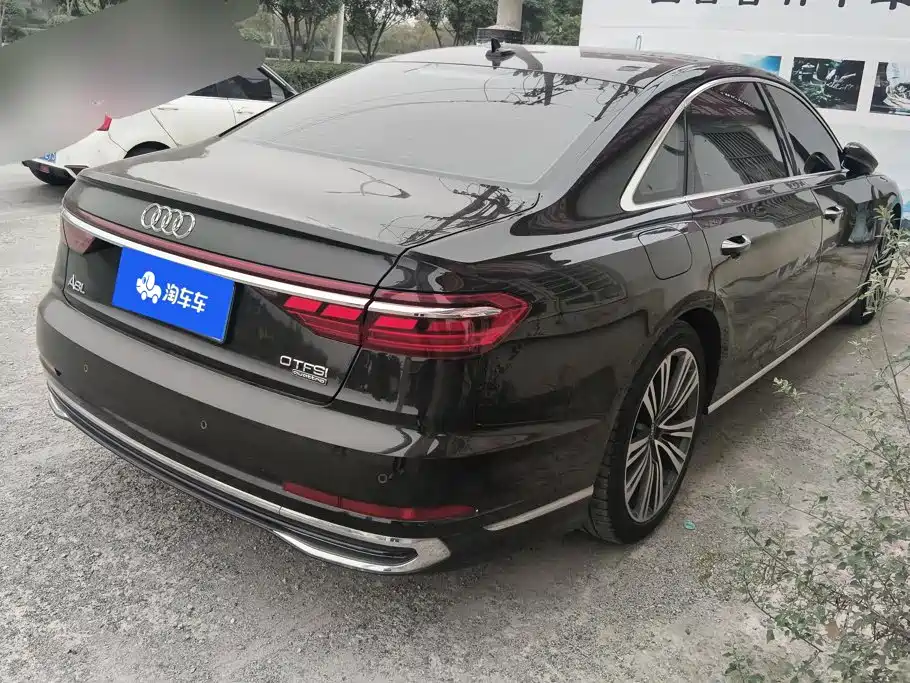 Audi A8 — миниатюра 3
