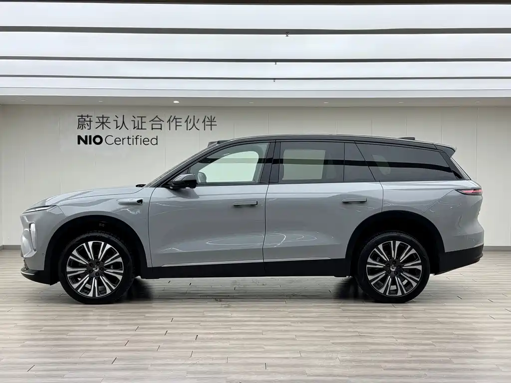 NIO ES8 2023 100kWh Executive