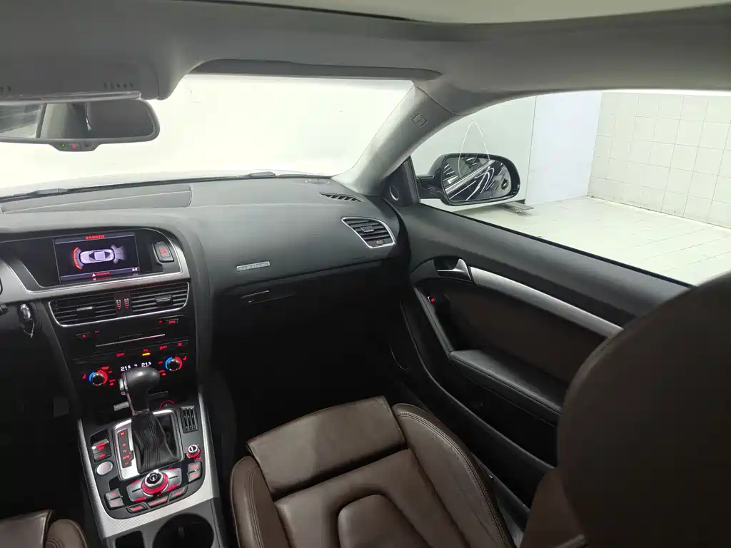Audi A5 2012 3.0TFSI Coupe quattro