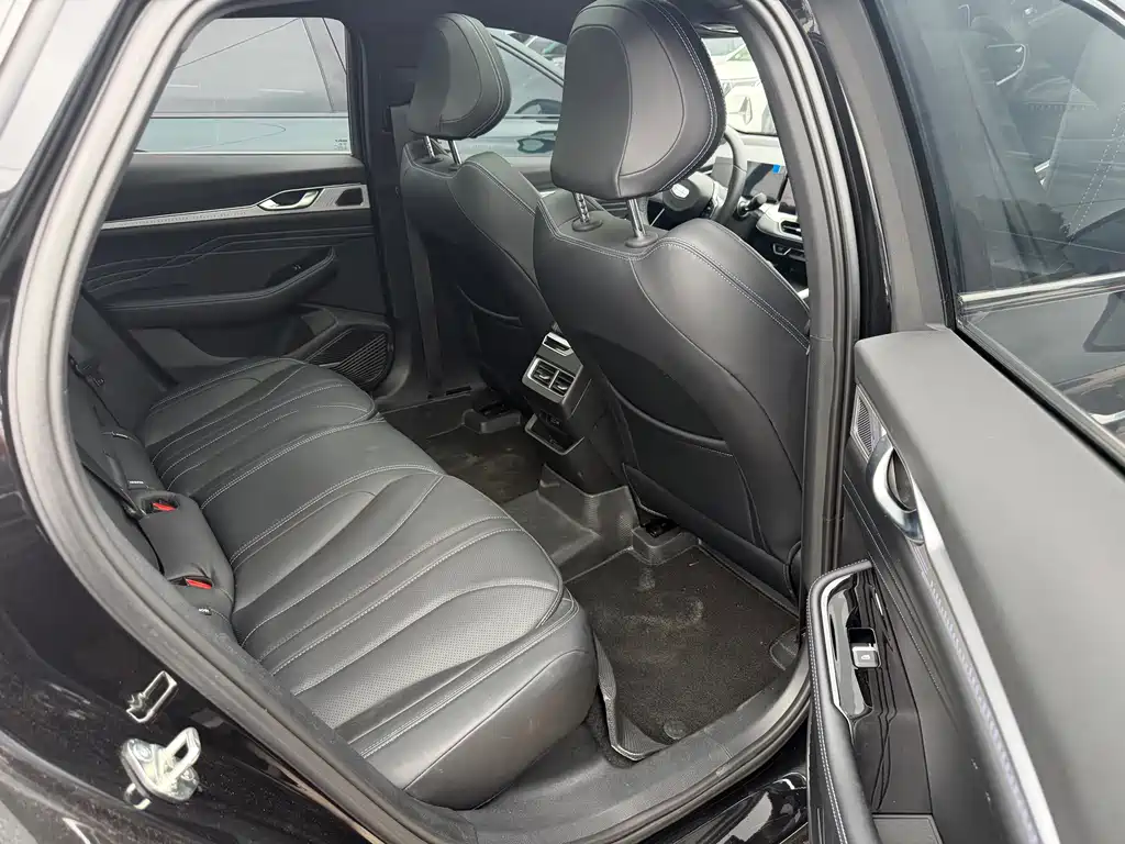 Geely Xingrui — миниатюра 13