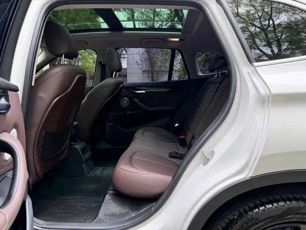 BMW X1 — миниатюра 5