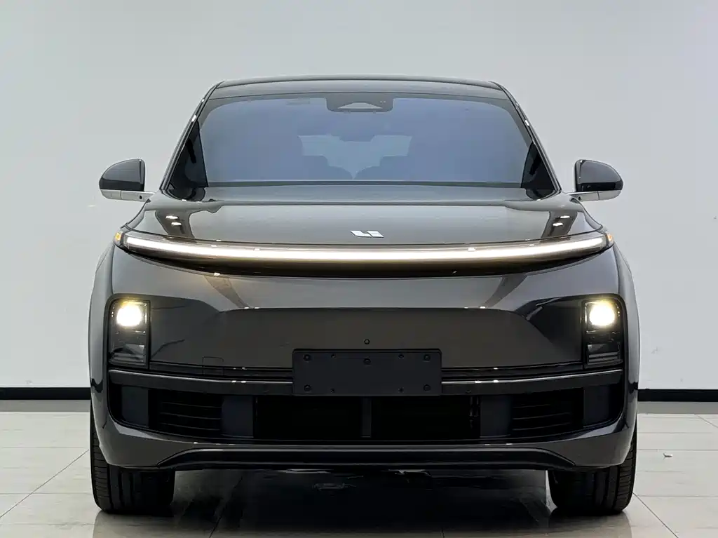 Li Auto Li L8 — миниатюра 2