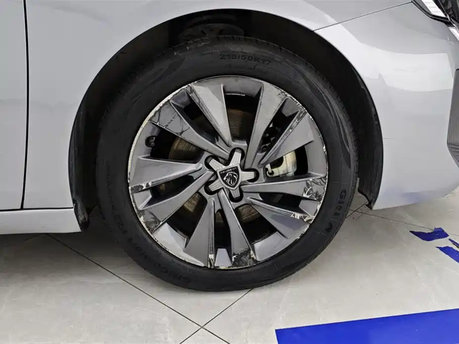 Peugeot 408 2022 1.6T