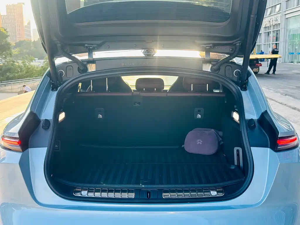 NIO ET5T — миниатюра 11