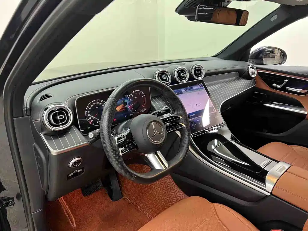 Mercedes-Benz GLC — миниатюра 10