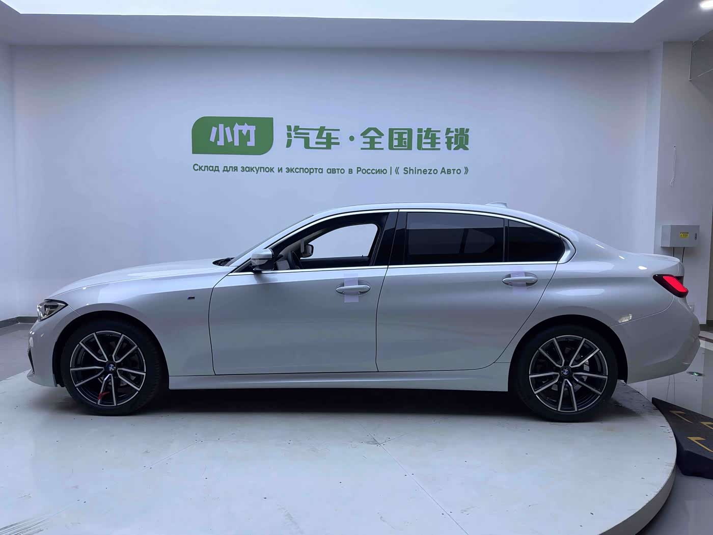 BMW 3 Series 2.0 л 2022 г. Белый, пробег 25000 км