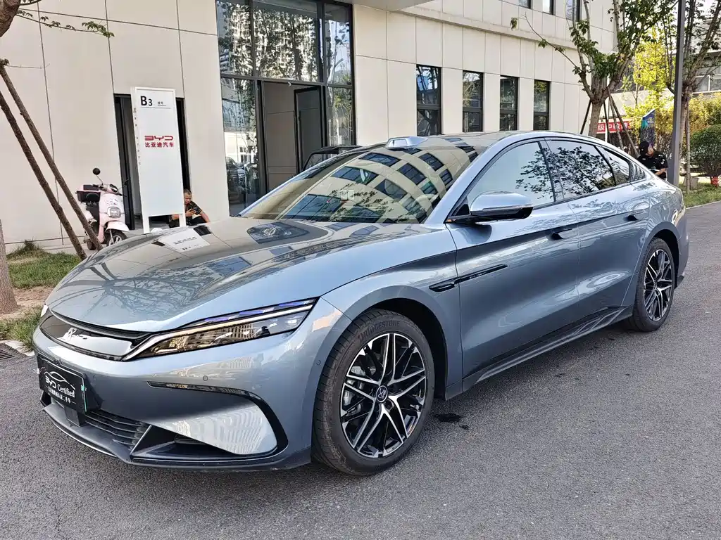 2025 BYD Han - zdjęcie 1 z 16