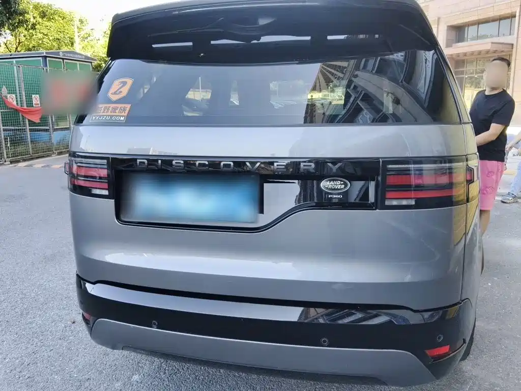 Land Rover Discovery — миниатюра 5