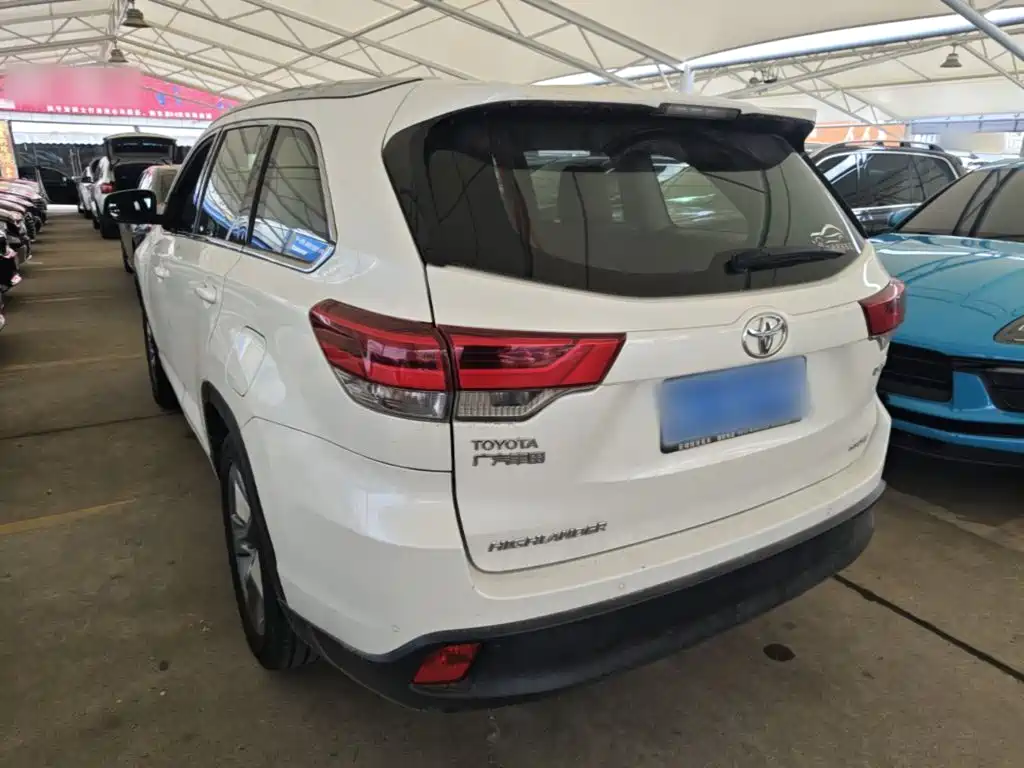 Toyota Highlander — миниатюра 5