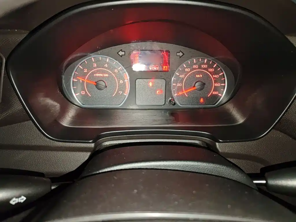 Wuling V 2022 1.5L LAR