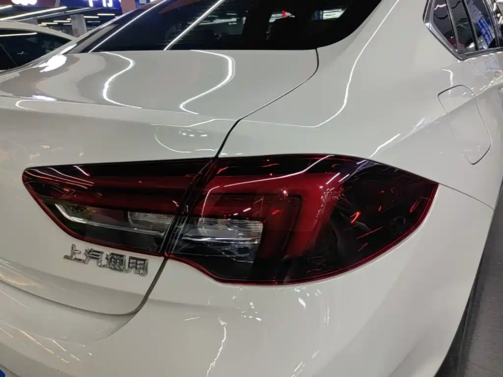 Buick Regal — миниатюра 8
