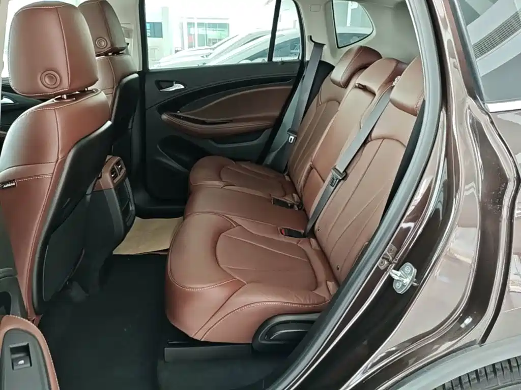Buick Envision Plus — миниатюра 17