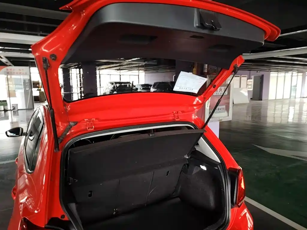 Volkswagen Polo — миниатюра 19