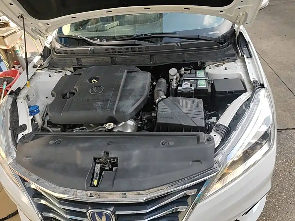 Changan Eado DT — миниатюра 20