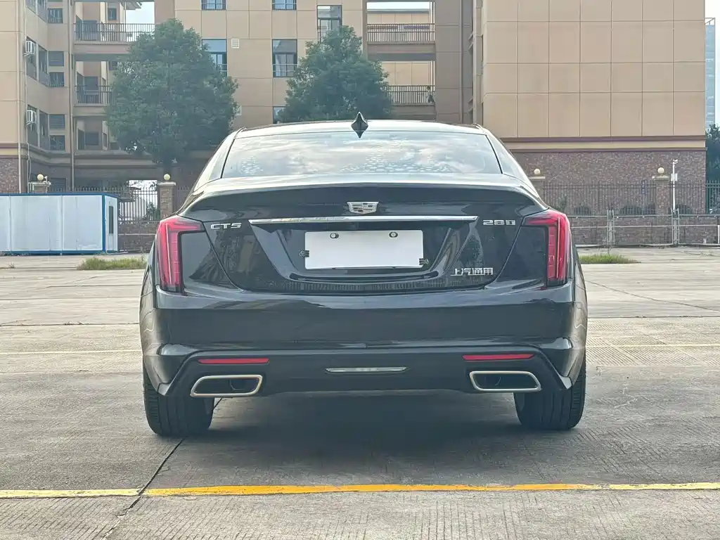Cadillac CT5 — миниатюра 8