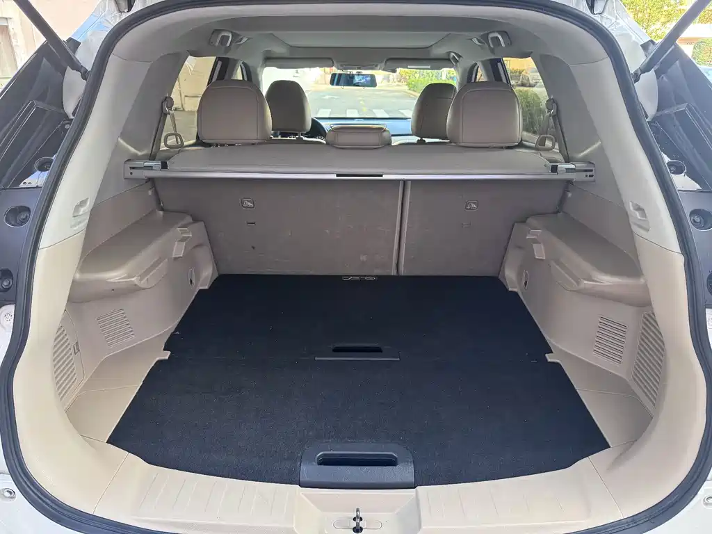 Nissan X-Trail — миниатюра 12