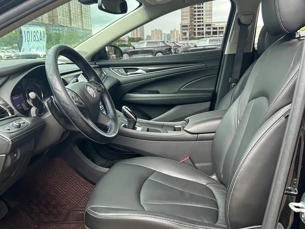 Buick LaCrosse — миниатюра 4