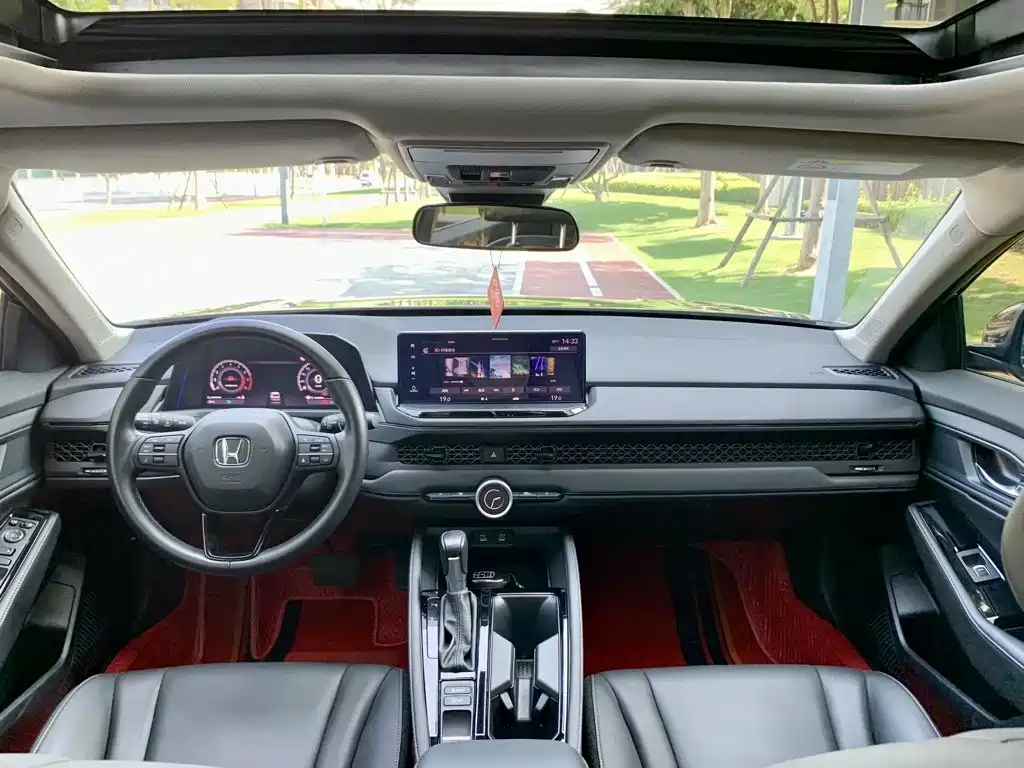 Honda Accord — миниатюра 7