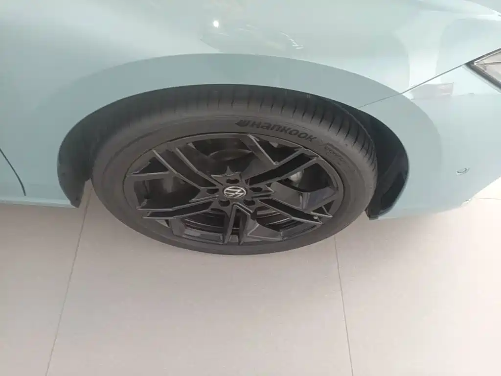 Volkswagen Passat — миниатюра 12