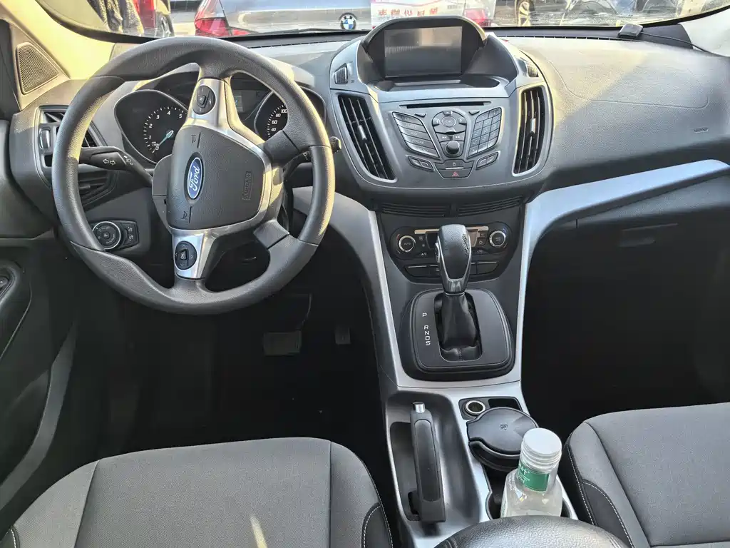 Ford Kuga — миниатюра 9