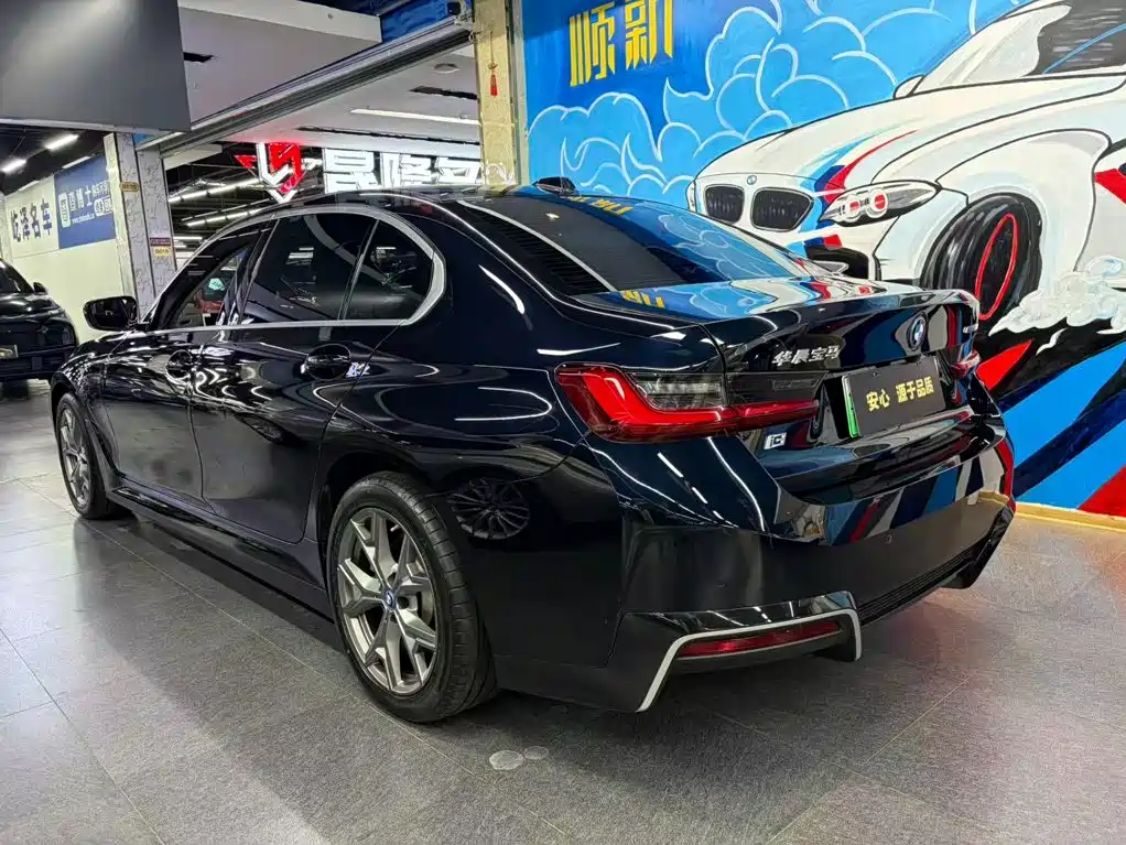 BMW i3 — миниатюра 3
