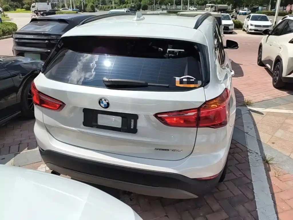 BMW X1 — миниатюра 6