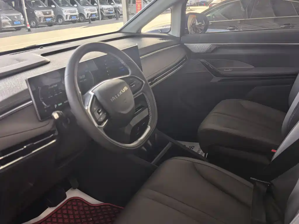 SAIC MAXUS EVERYONE 7