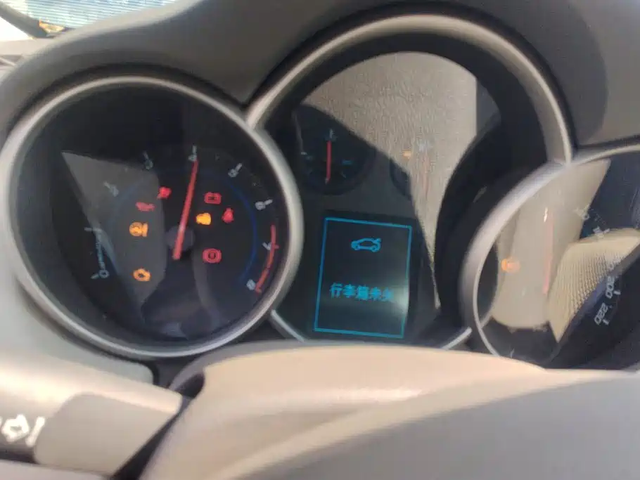 Chevrolet Cruze — миниатюра 14