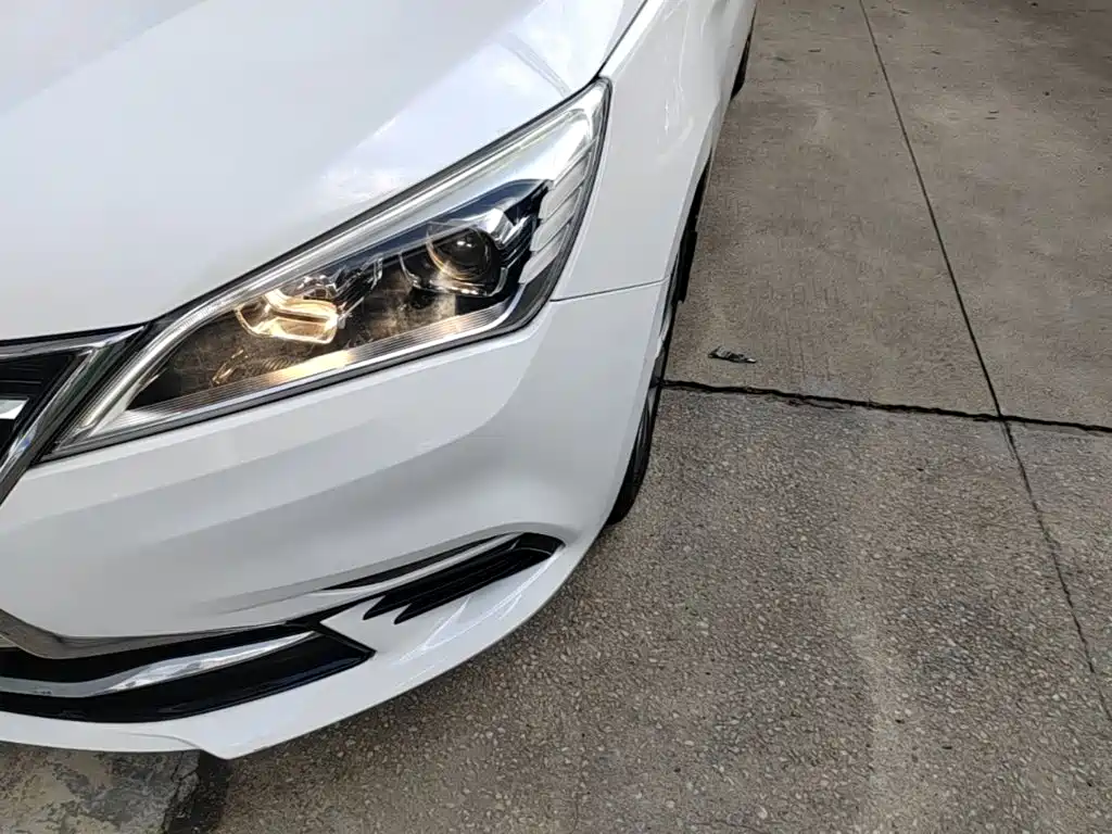 Changan Eado DT — миниатюра 24