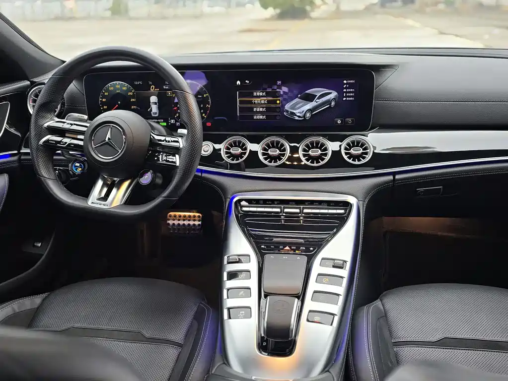 Mercedes-Benz AMG GT — миниатюра 10