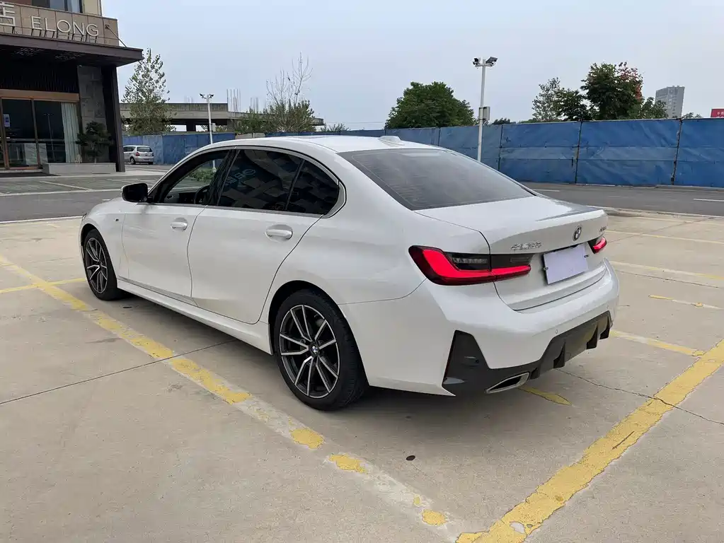 BMW 3 Series — миниатюра 6