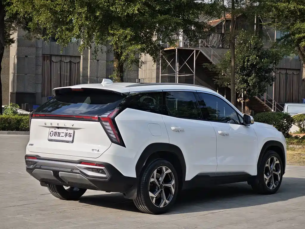 Geely Boyue L — миниатюра 5