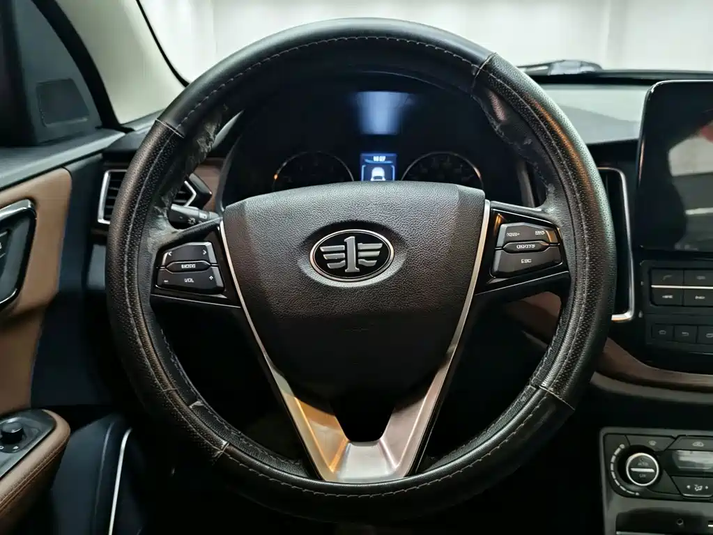 FAW Senya R7 — миниатюра 7