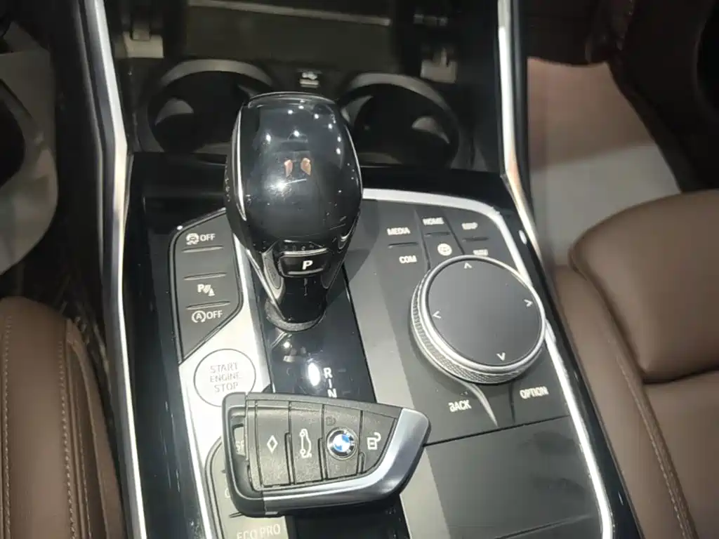 BMW 3 Series — миниатюра 14