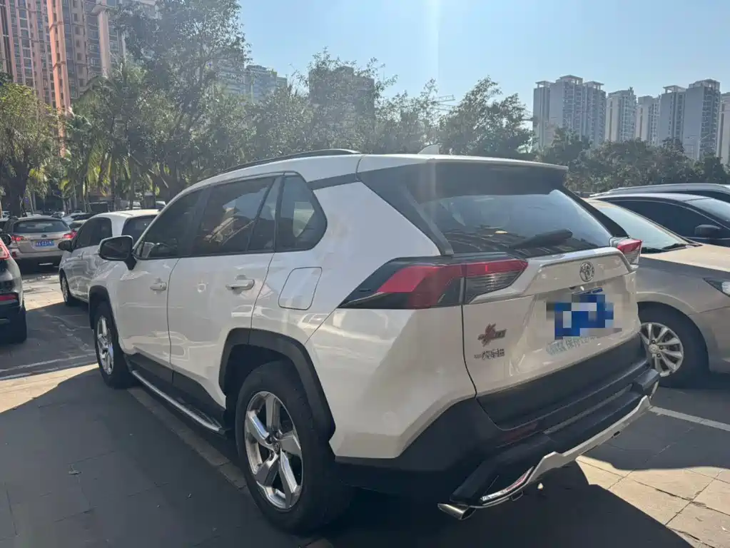 TOYOTA RAV4 RONGFANG