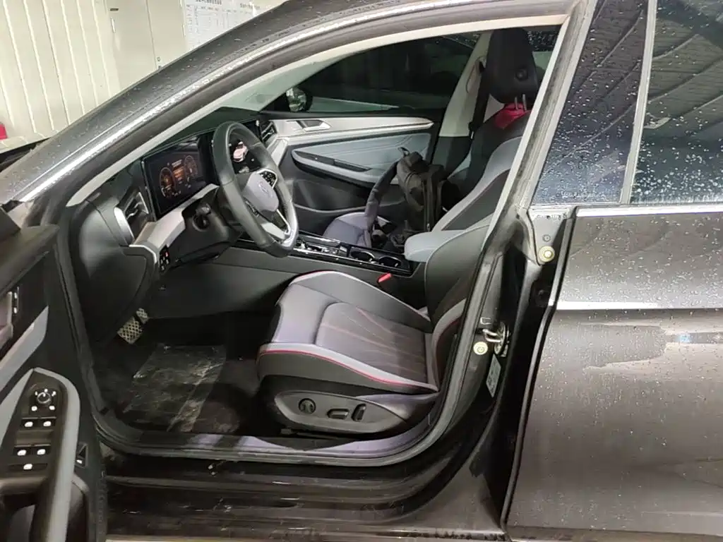 Volkswagen Lamando — миниатюра 15