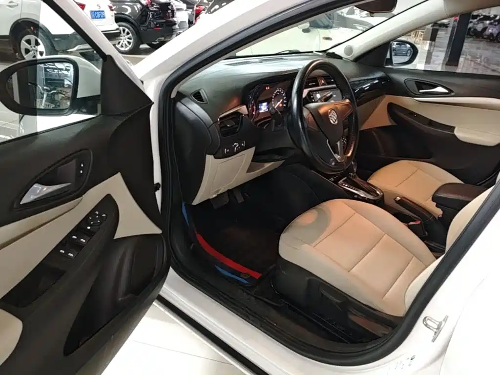 Buick Excelle — миниатюра 16
