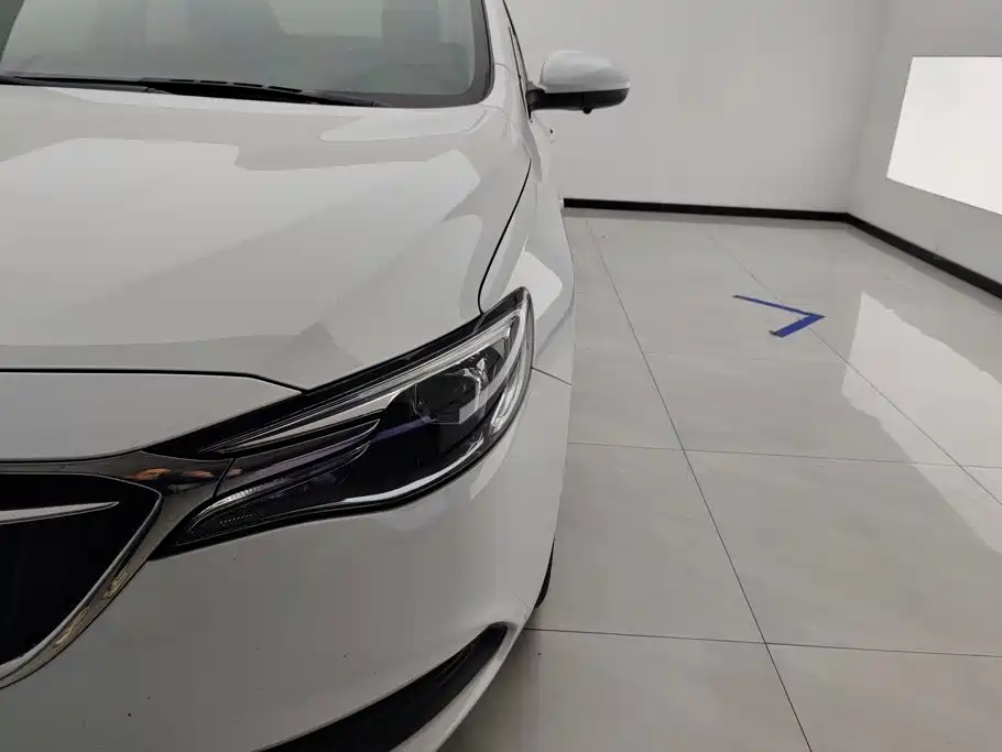 Buick Excelle — миниатюра 5