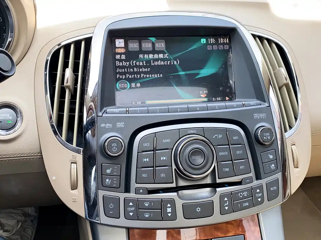 Buick LaCrosse — миниатюра 15
