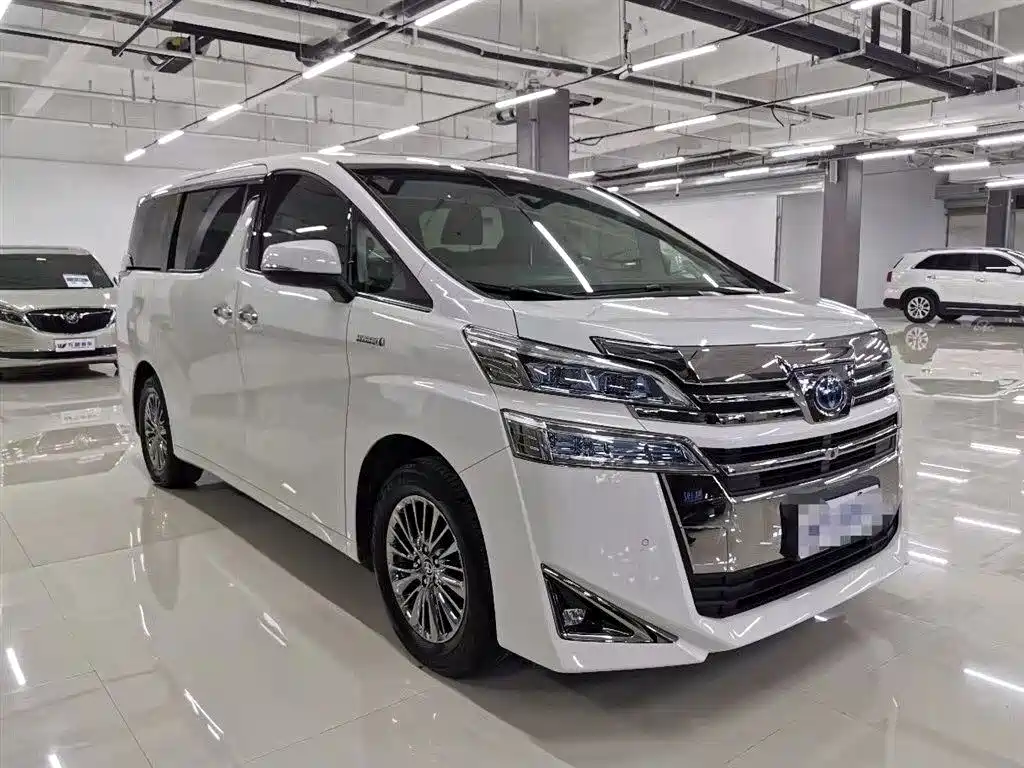 Toyota Vellfire 2019 2.5L HV Luxury