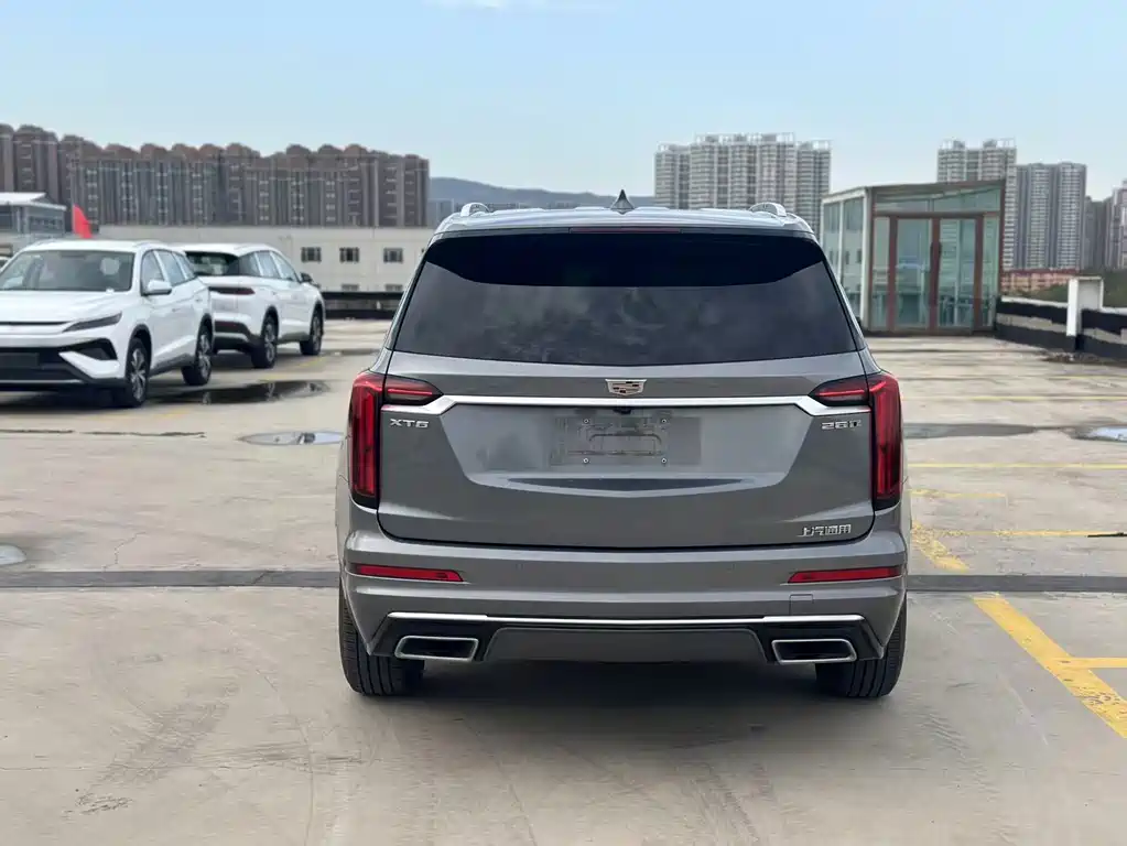 Cadillac XT6 — миниатюра 7