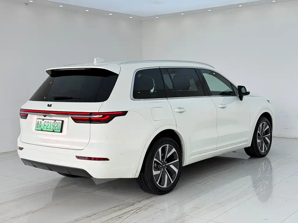 Li Auto Li ONE — миниатюра 15