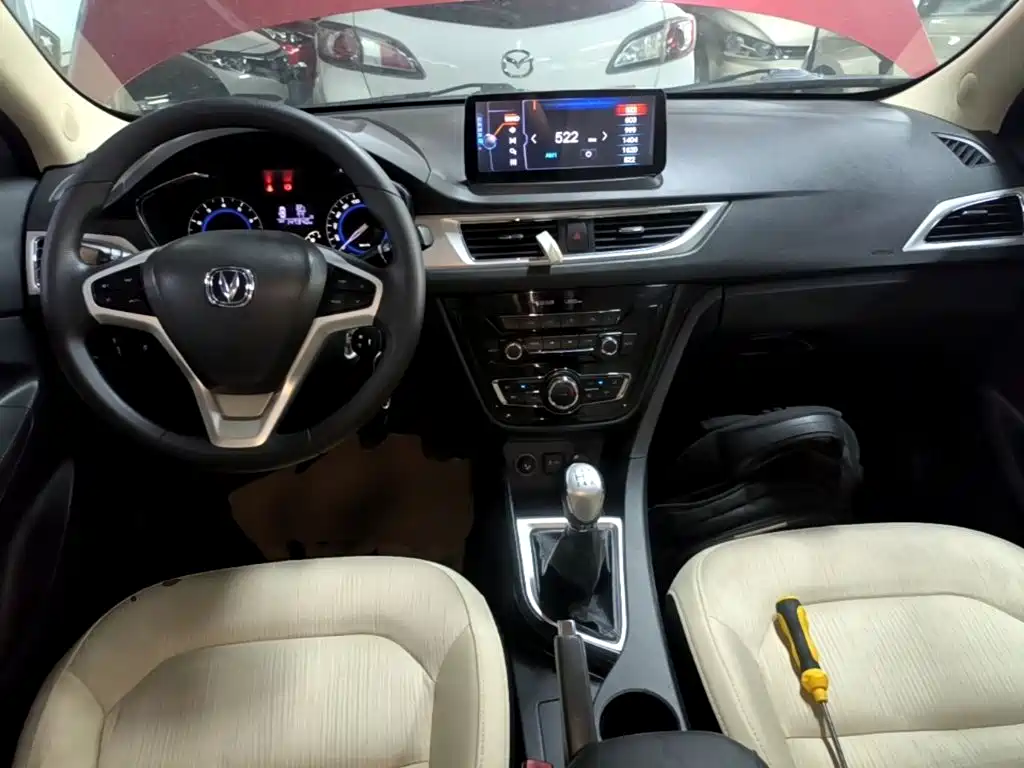 Changan V7 — миниатюра 10